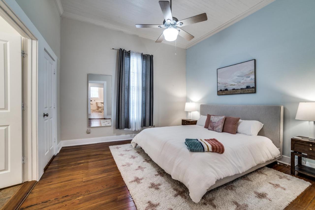 Downtown Historic 2Bdrm, Walk To Riverwalk, Alamo; Beautifully Renovated! سان أنطونيو المظهر الخارجي الصورة