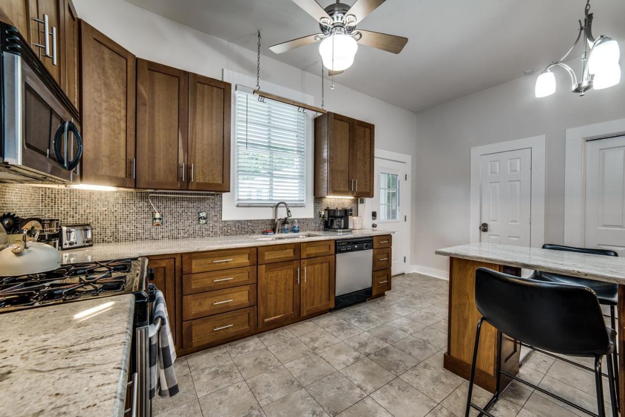Downtown Historic 2Bdrm, Walk To Riverwalk, Alamo; Beautifully Renovated! سان أنطونيو المظهر الخارجي الصورة