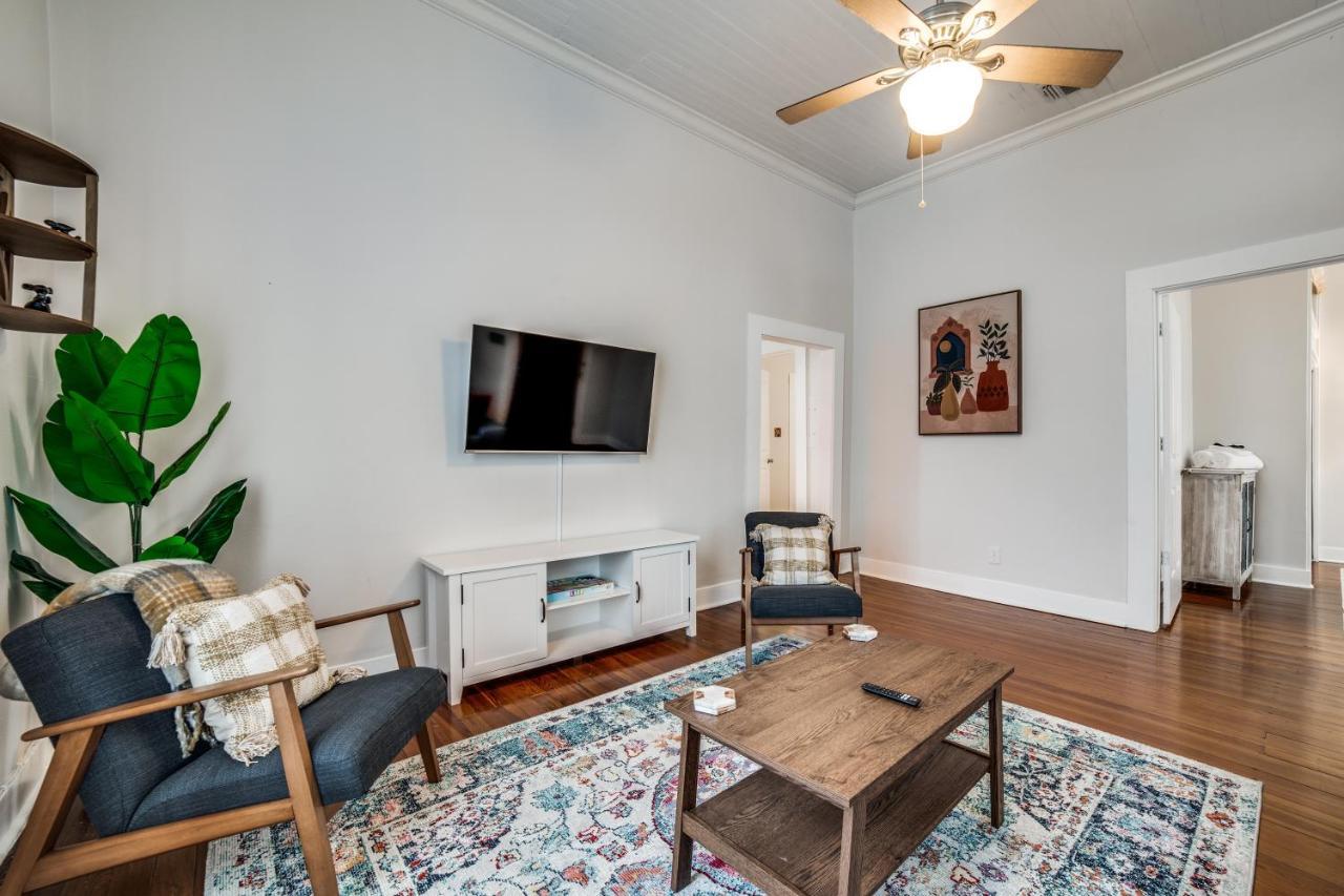 Downtown Historic 2Bdrm, Walk To Riverwalk, Alamo; Beautifully Renovated! سان أنطونيو المظهر الخارجي الصورة